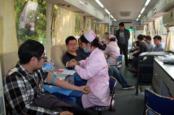 競爭惡劣，獻血車價格也不能成為搶奪市場的主要因素